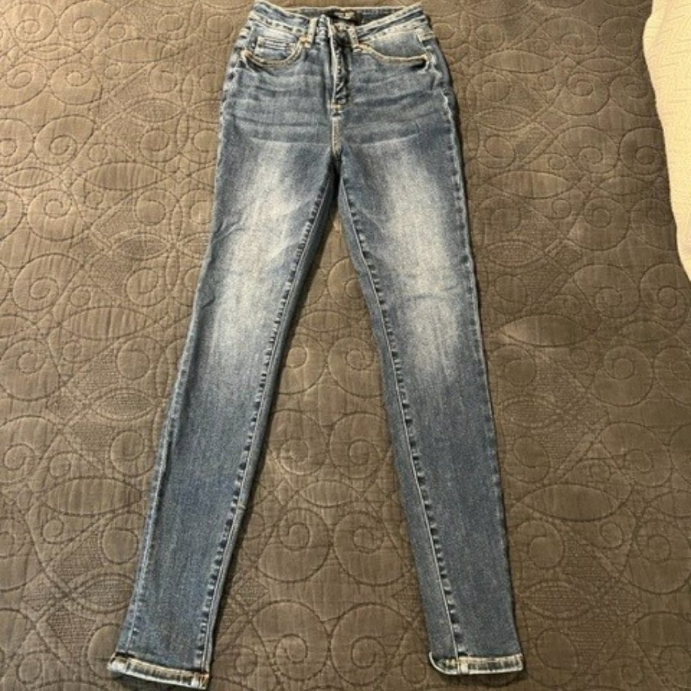 Judy Blue tummy control jeans 3/26